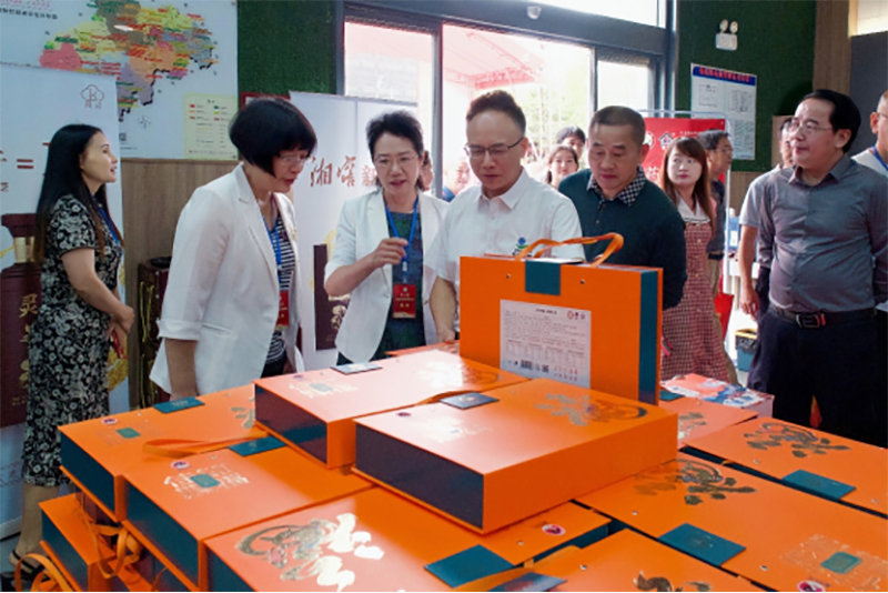 “邵陽紅”中醫藥膳科普教育研學(xué)基地在天香生物産業園啓動